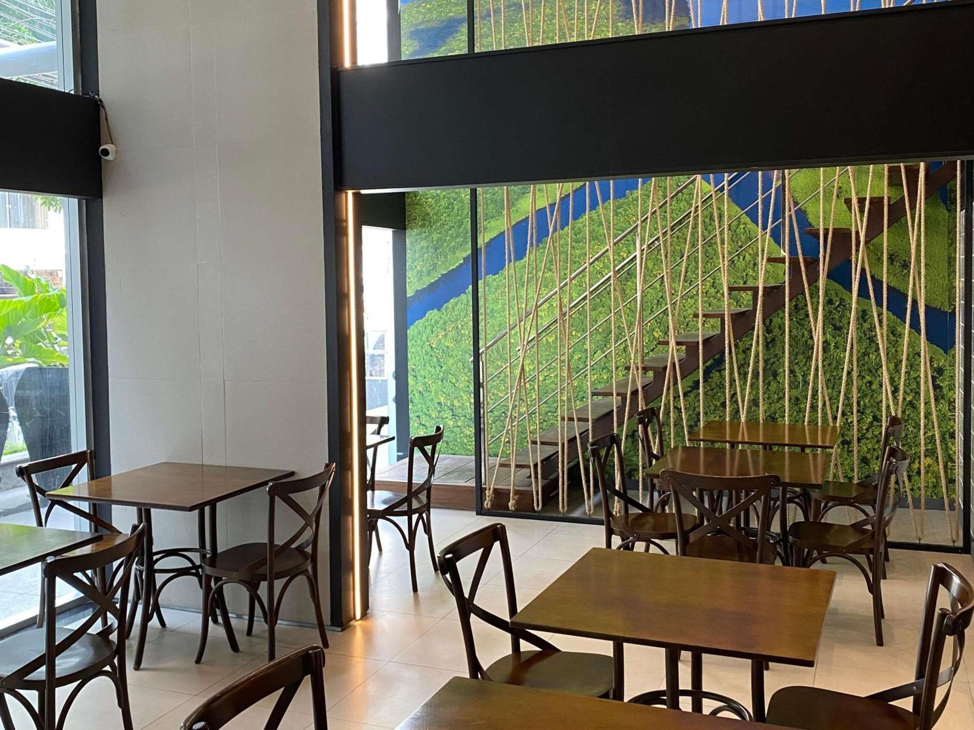 Отель Ibis Styles Belem Nazare Экстерьер фото